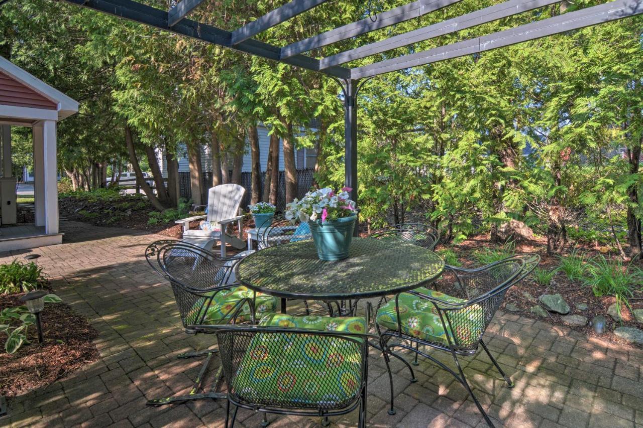 Downtown Charlevoix Duplex Half Mi To Lake Michigan Екстериор снимка