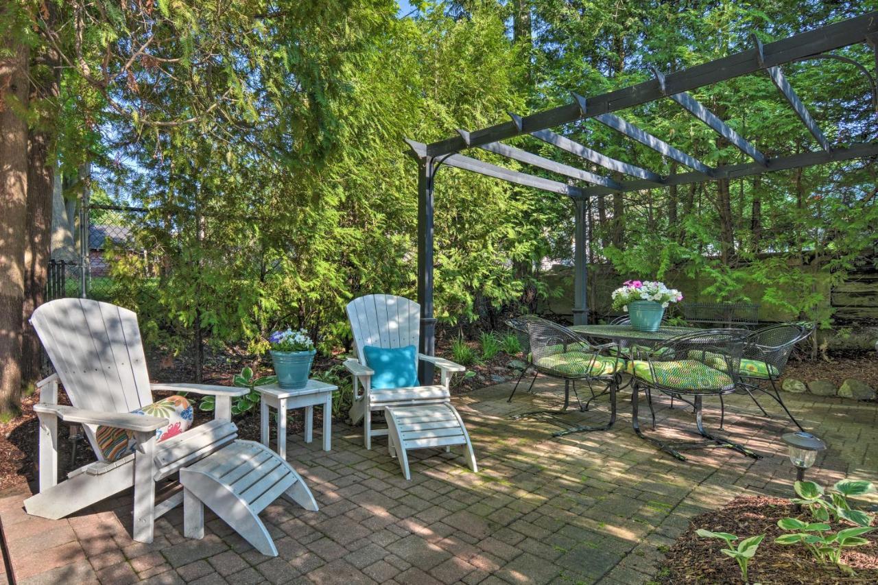 Downtown Charlevoix Duplex Half Mi To Lake Michigan Екстериор снимка